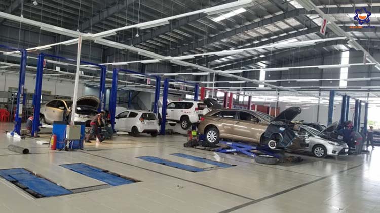 kiểm tra xe sau bão